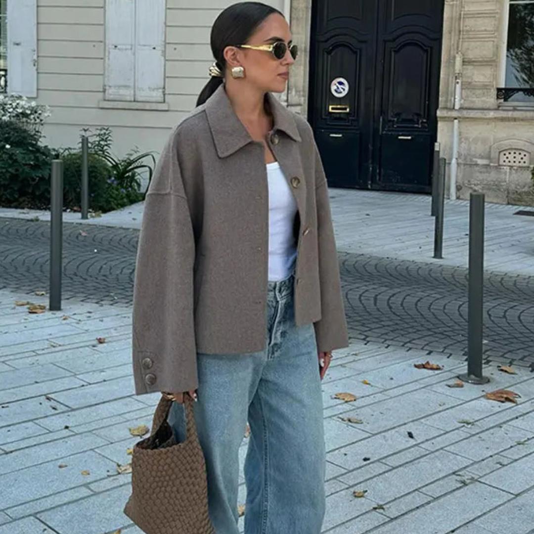 Winterjacke Damen Beige mit Lockerm Schnitt