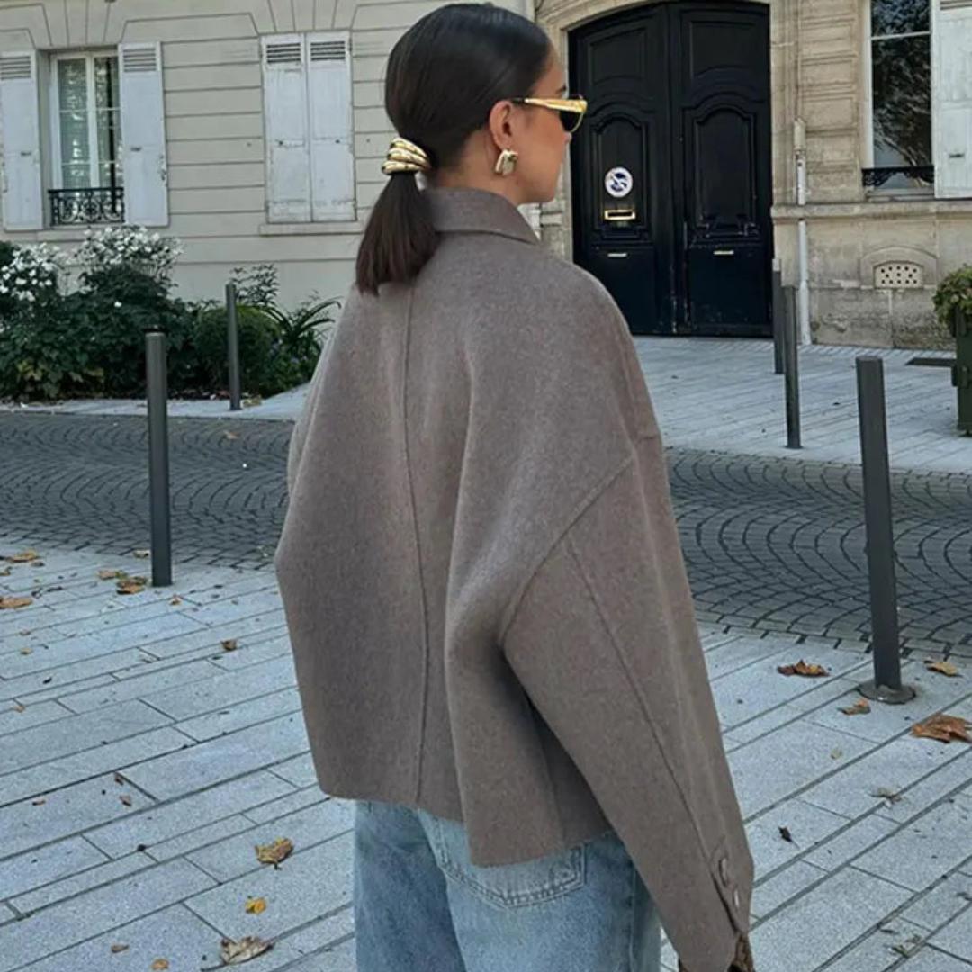 Winterjacke Damen Beige mit Lockerm Schnitt